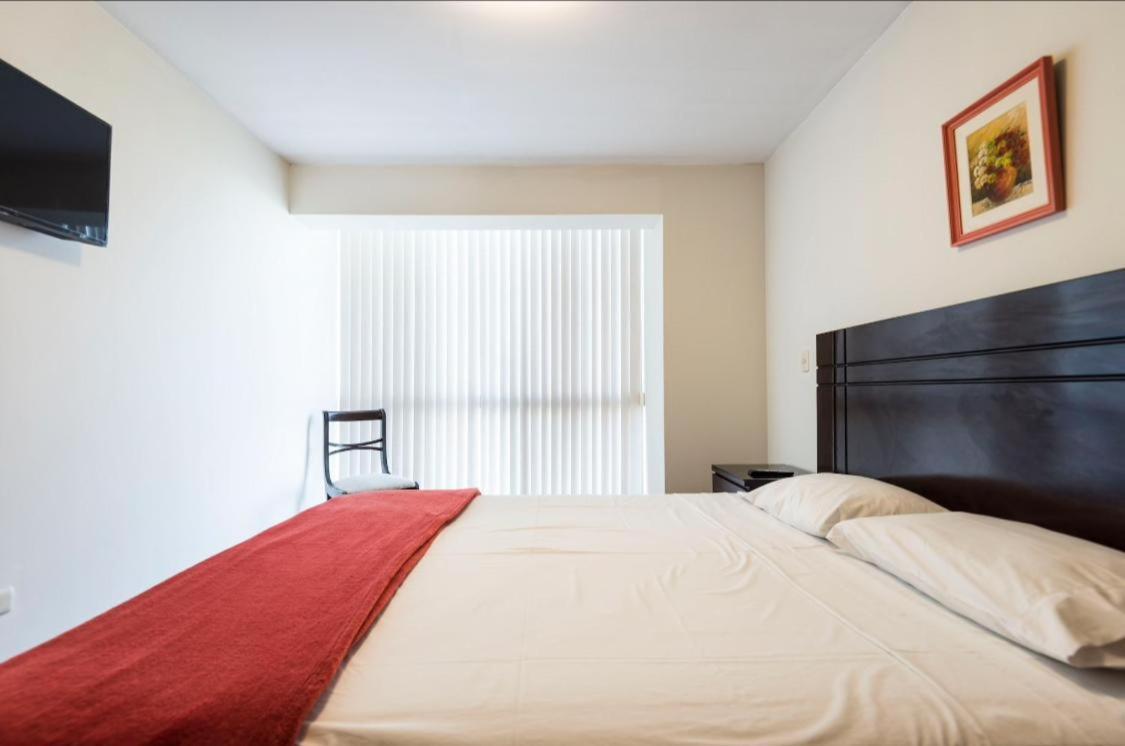 New Apartment In Miraflores! Laromar Area! Lima Exterior foto