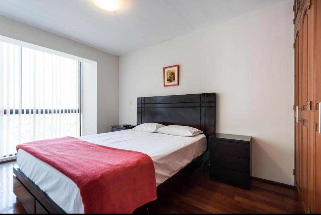 New Apartment In Miraflores! Laromar Area! Lima Exterior foto